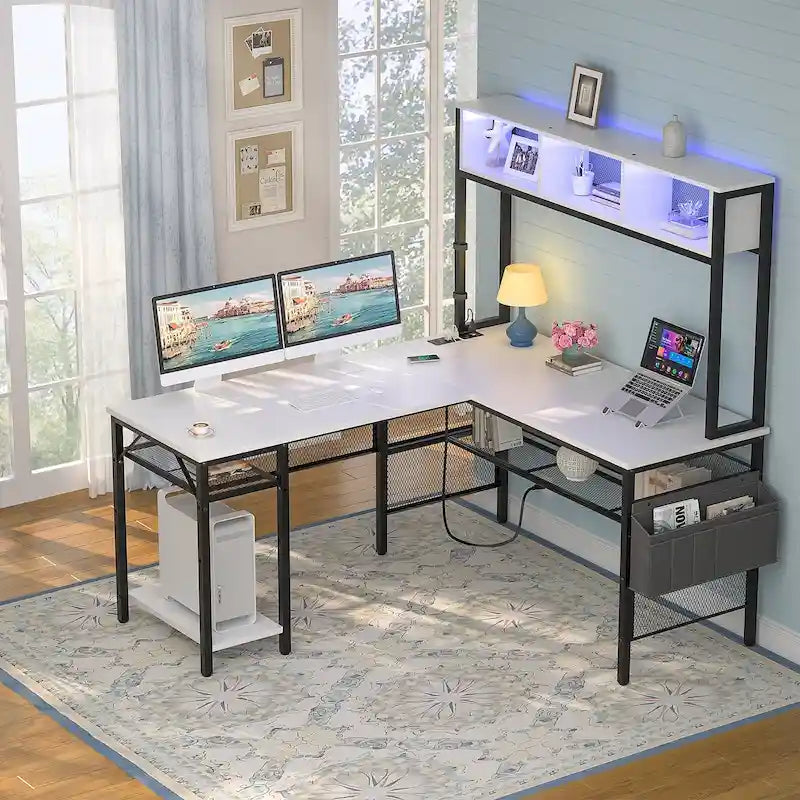 Scrivania da Gaming ad Angolo a L con LED RGB e Ciabatta Elettrica — Marrone Rustico / Bianco / Rosa / Nero / Rovere Grigio, 1 Posto