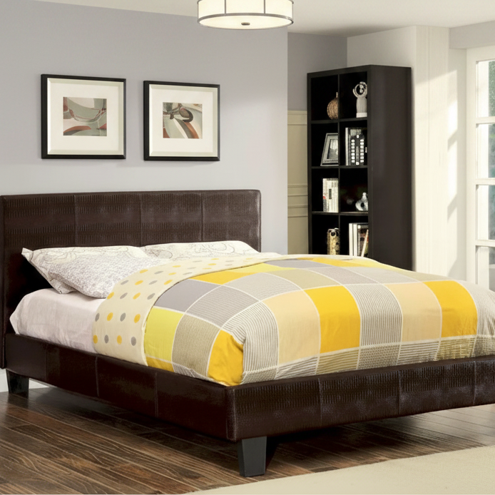 Letto a piattaforma in similpelle marrone, stile moderno a basso profilo, adatto a 1–2 persone